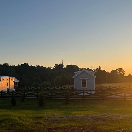 Luxury Riverfront Tiny House- Amazing Views- #111 Strawberry Plains Exterior photo